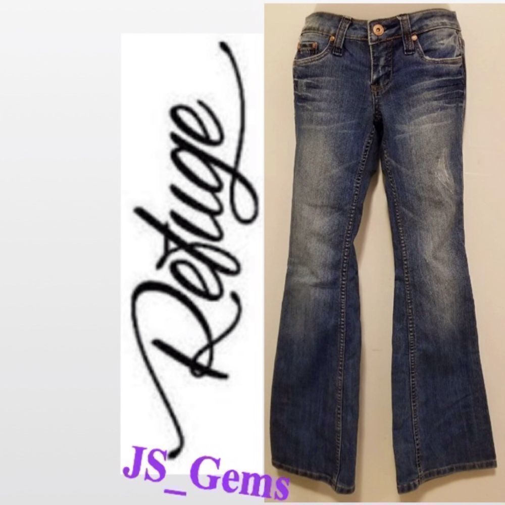 Refuge Jeans Junior Size 1 Distressed Flare Blue Denim Distresses Flare Stretch